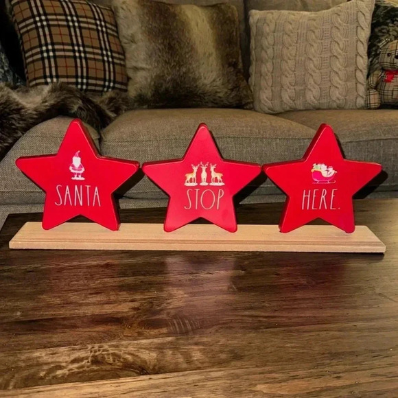 Rae Dunn SANTA STOP HERE metal sign decor Holiday/Seasonal/Christmas 22”L 8”H - Picture 1 of 8